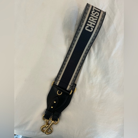 Dior shoulder strap - Picture 3 of 9